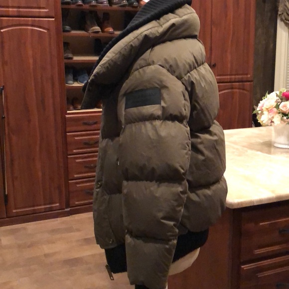 Jacket - Picture 3 of 8